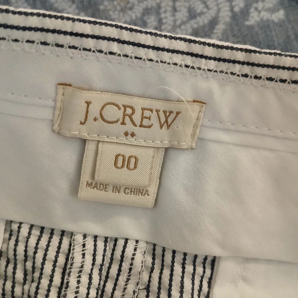 J Crew Women's 100% Cotton Gray Pinstripe Sailor Skirt Siize 00 - Picture 3 of 11
